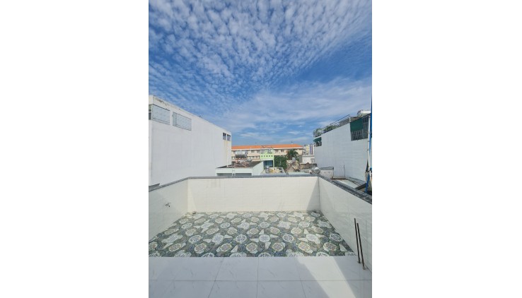 SÁT CHỢ KỀ TRƯỜNG KHU PHÂN LÔ LIỀN KỀ - ĐƯỜNG SỐ 18 - 4 TẦNG - 44M2 GIÁ CHỈ 4.X TỶ